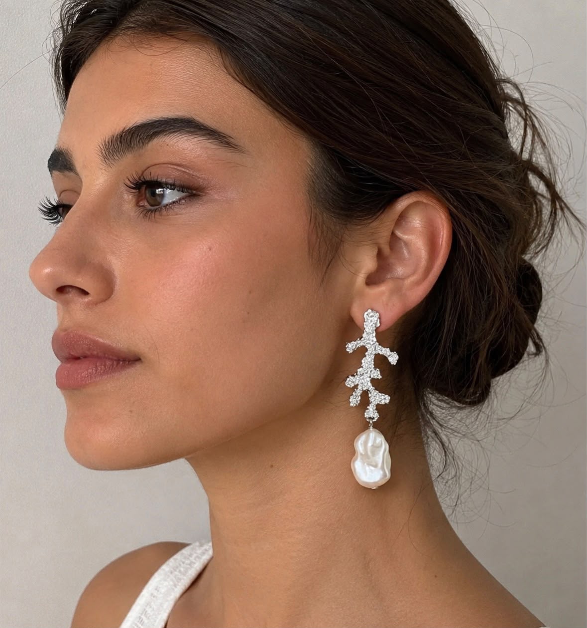 Dangle Pearl Earrings